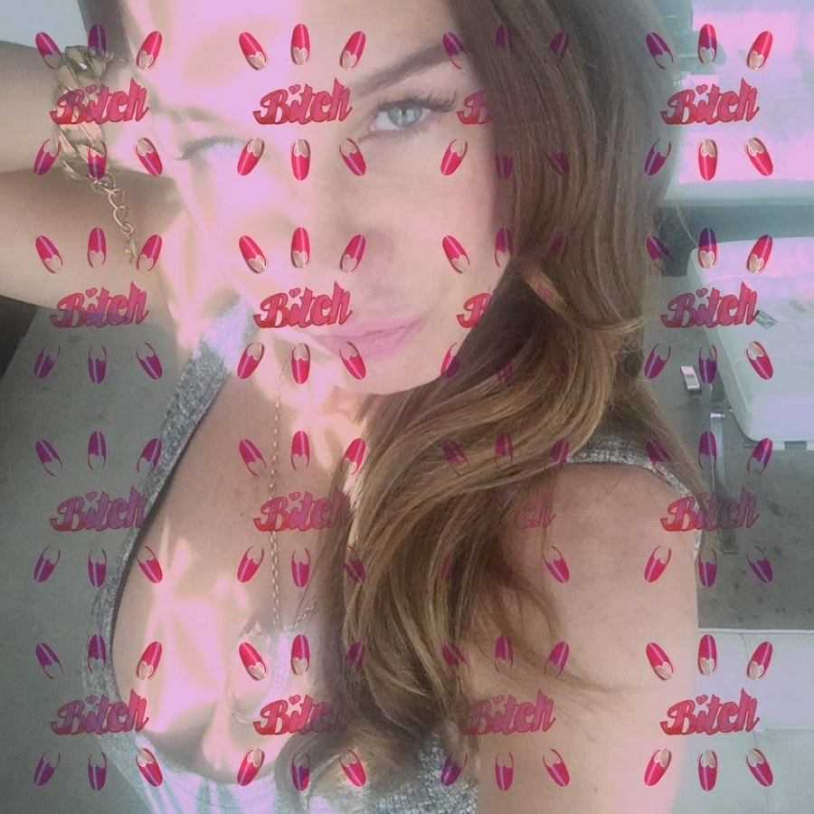 Sophy Robson 0