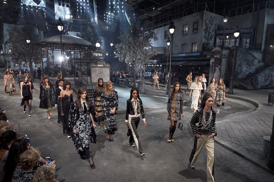 Chanel M&#233;tiers d&#39;Art pre-AW16 25