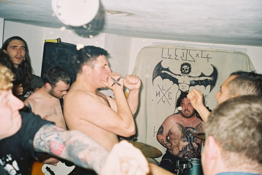 Jordan Carroll, Leeds 4