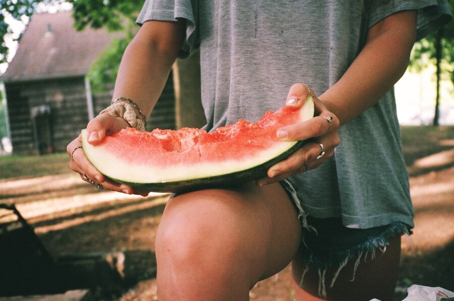 Songs for sneaking out 4