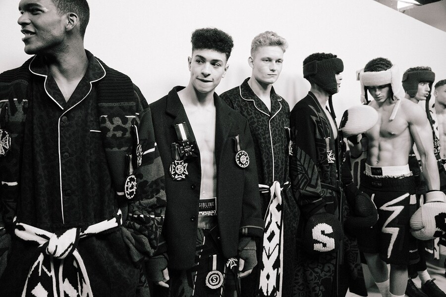 Sibling AW16 15