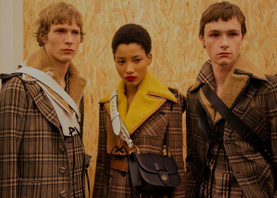 PradaAW16Mens-VirginiaArcaro 11