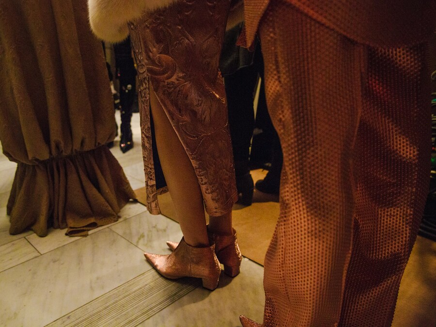 Area AW16 13