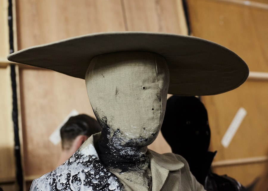 Richard Quinn at Central Saint Martins MA 2016 1