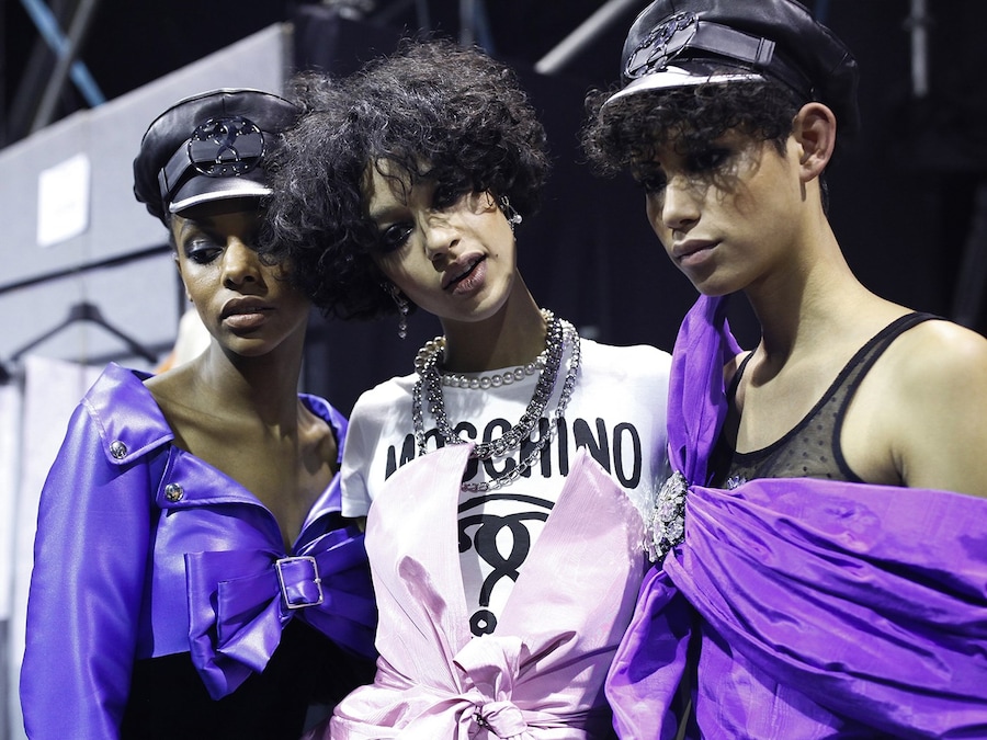 Moschino AW16 9
