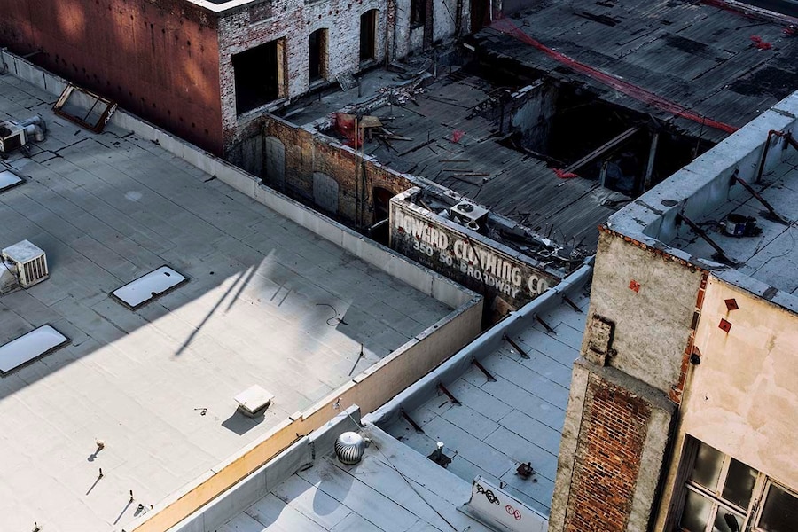 D&#233;sir&#233;e van Hoek’s Skid Row 10