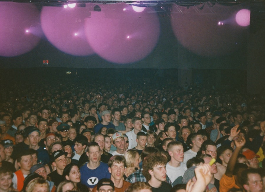 Rave Massenmenge 14