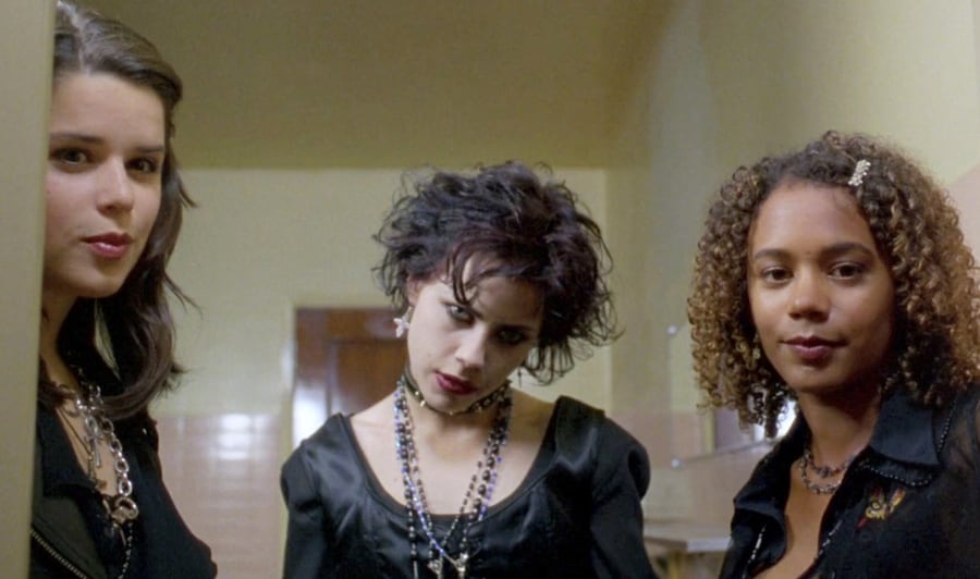 The Craft cult 90s fashion film witchcraft 1
