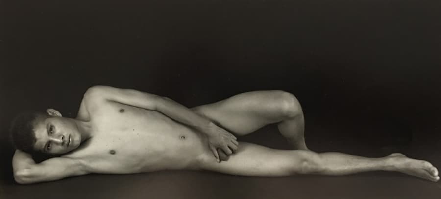 Scarlet Muse — Prostitution and Photography 31