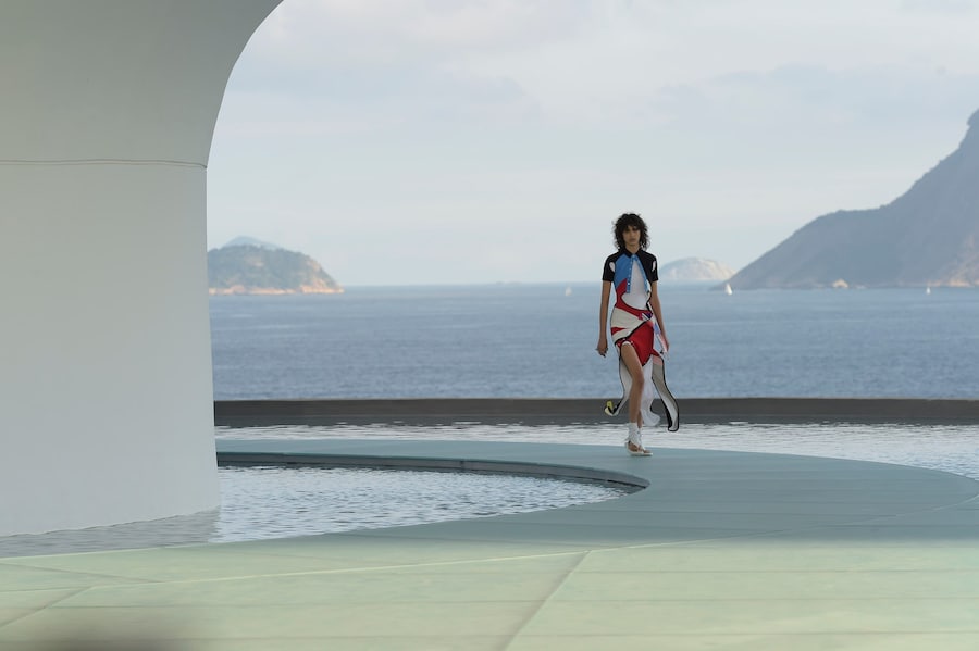 Louis Vuitton Cruise 2017 1