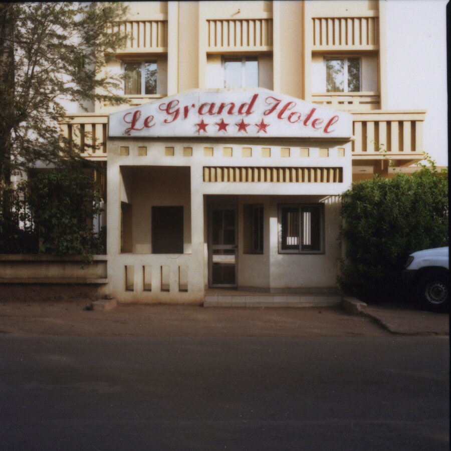 Le Grand Hôtel Bamako Karen Paulina Biswell 5 1
