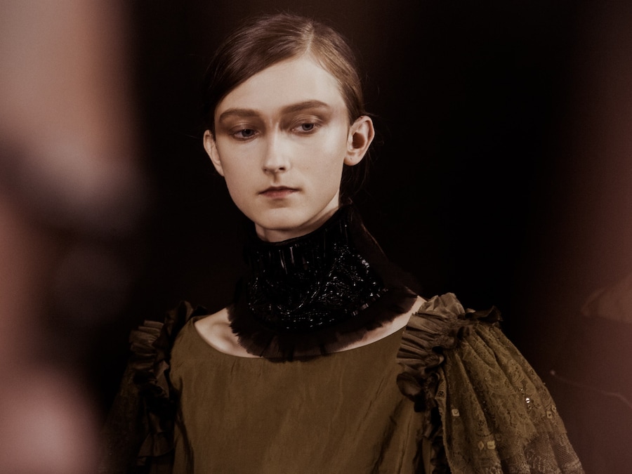 Backstage at Dries Van Noten SS17 24
