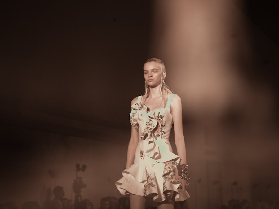 Alexander McQueen SS17 PFW Womenswear Dazed 3