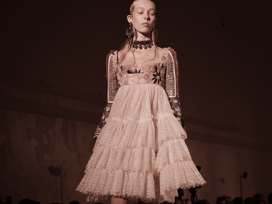 Alexander McQueen SS17 PFW Womenswear Dazed 5