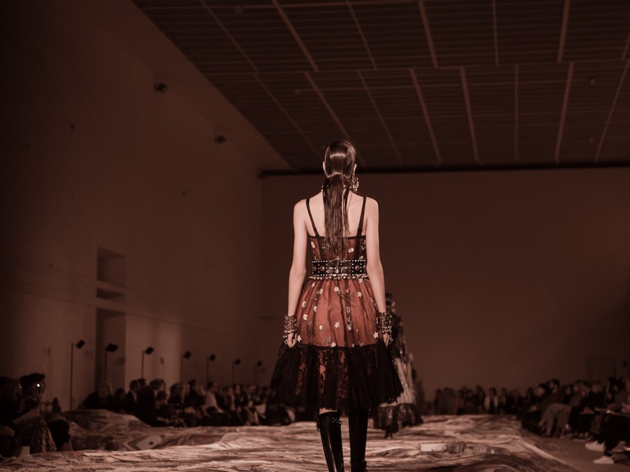 Alexander McQueen SS17 PFW Womenswear Dazed 22