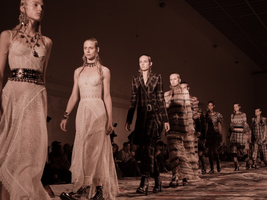 Alexander McQueen SS17 PFW Womenswear Dazed 17