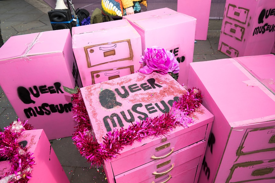 Queer Museum - 046 - 5311 &#169; mikekear.com 3