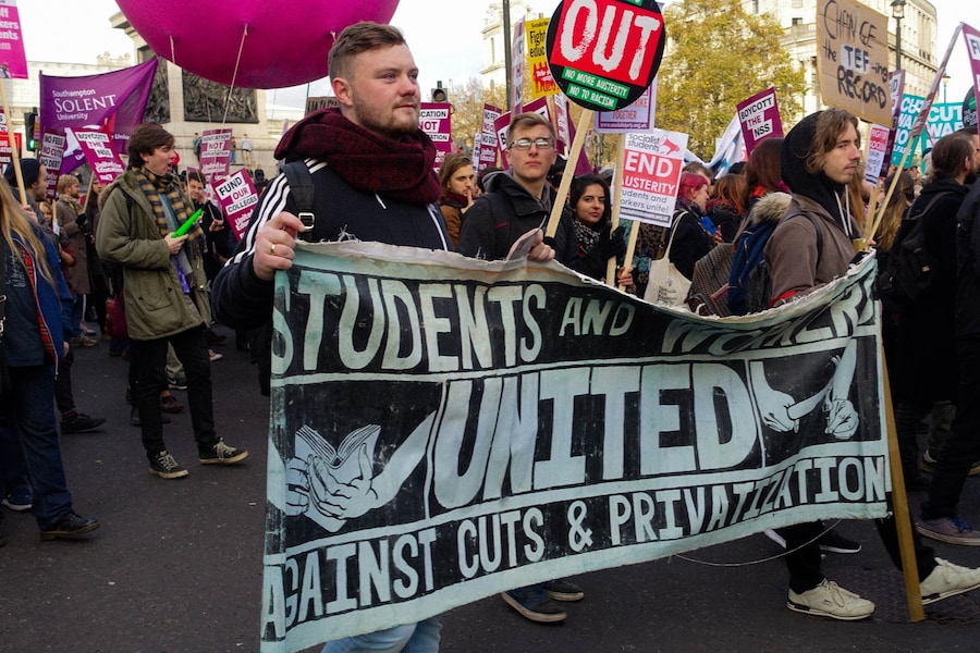 London students protest 7