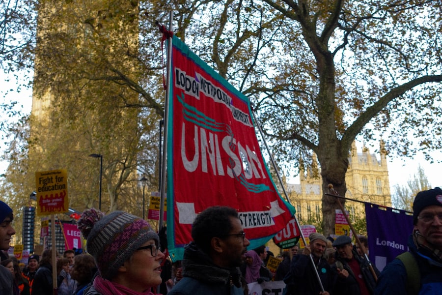 London students protest 25