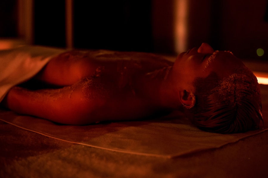 Cottweiler for Reebok Pitti Uomo Menswear AW17 Dazed 17