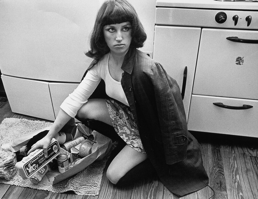 Saatchi Gallery’s From Selfie to Self-Expression 12