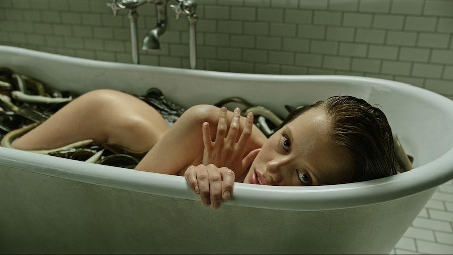 mia goth A Cure For Wellness