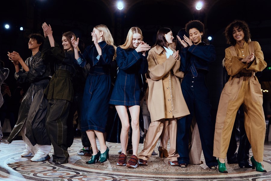 Stella McCartney AW17 womenswear paris dazed