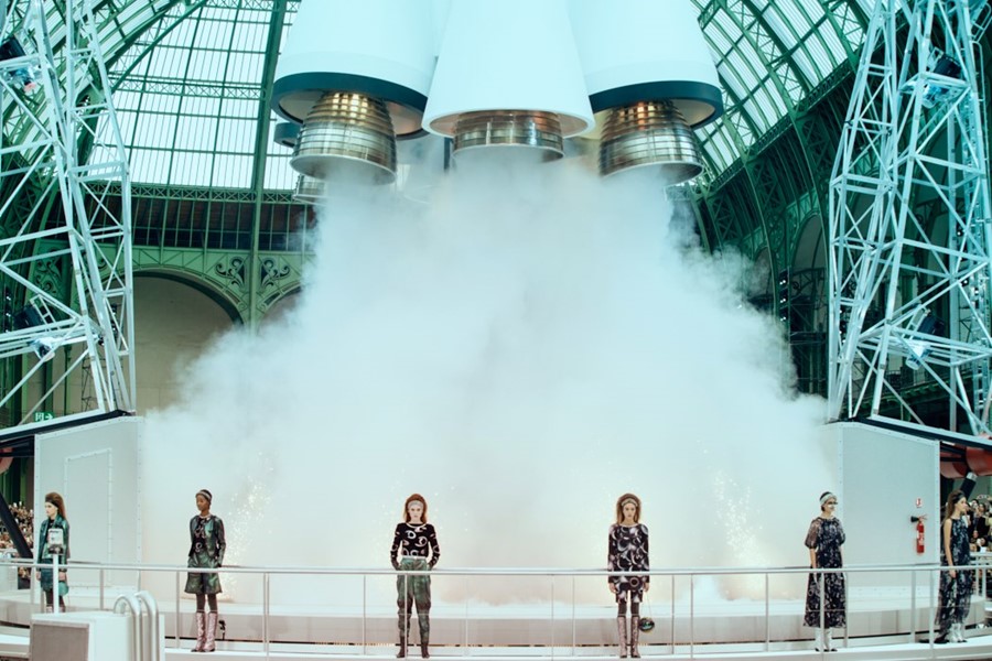 Chanel AW17 womenswear paris dazed