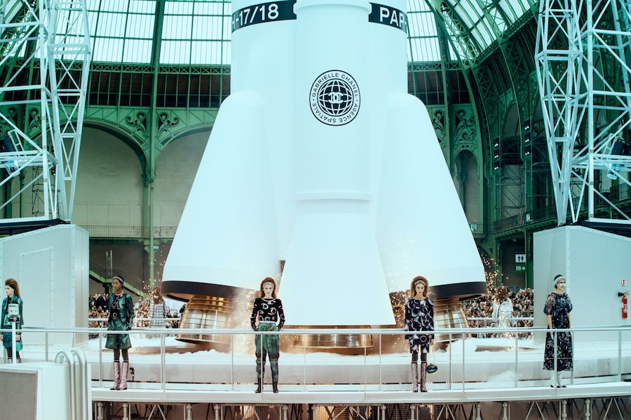 Chanel AW17 womenswear paris dazed 0