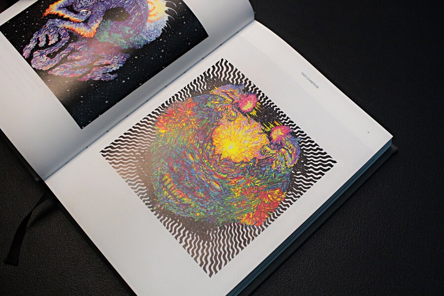 Tati Compton, courtesy of Sang Bleu 4