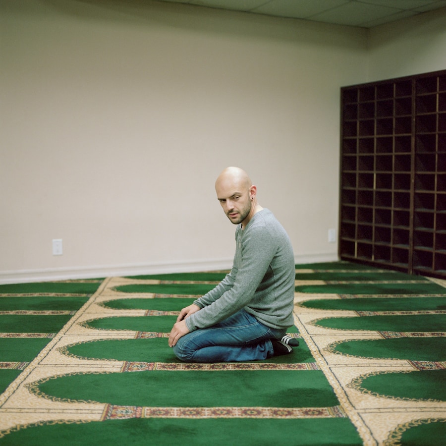 Being Queer. Feeling Muslim. 2
