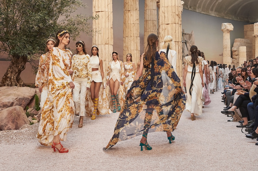 chanel cruise paris ancient greece resort 0