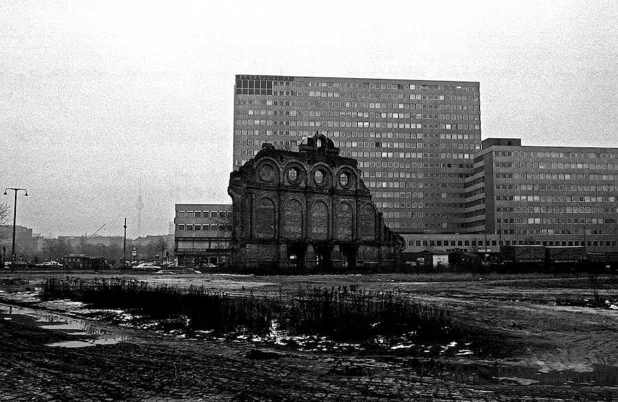 Miron Zownir’s Berlin Noir 1