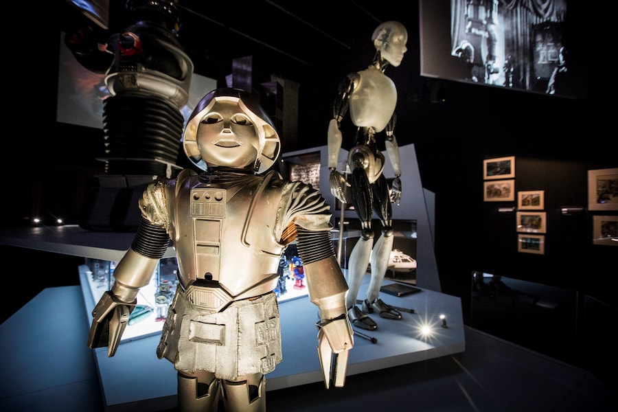 Into the Unknown: A Journey through Science Fiction