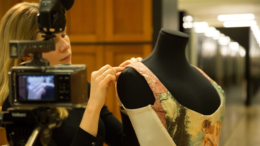 google art culture app fashion exhibition virtual reality 4