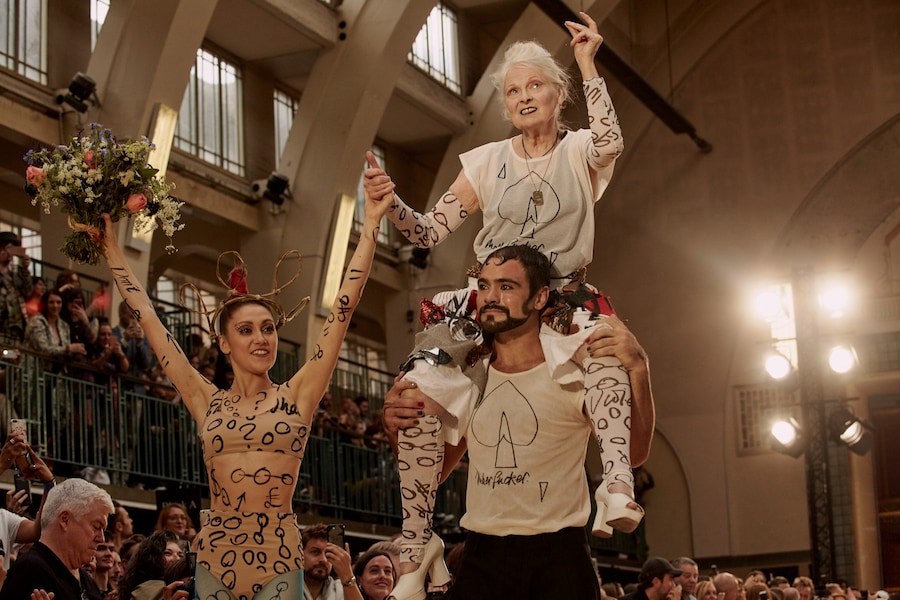 VivienneWestwood_843 23