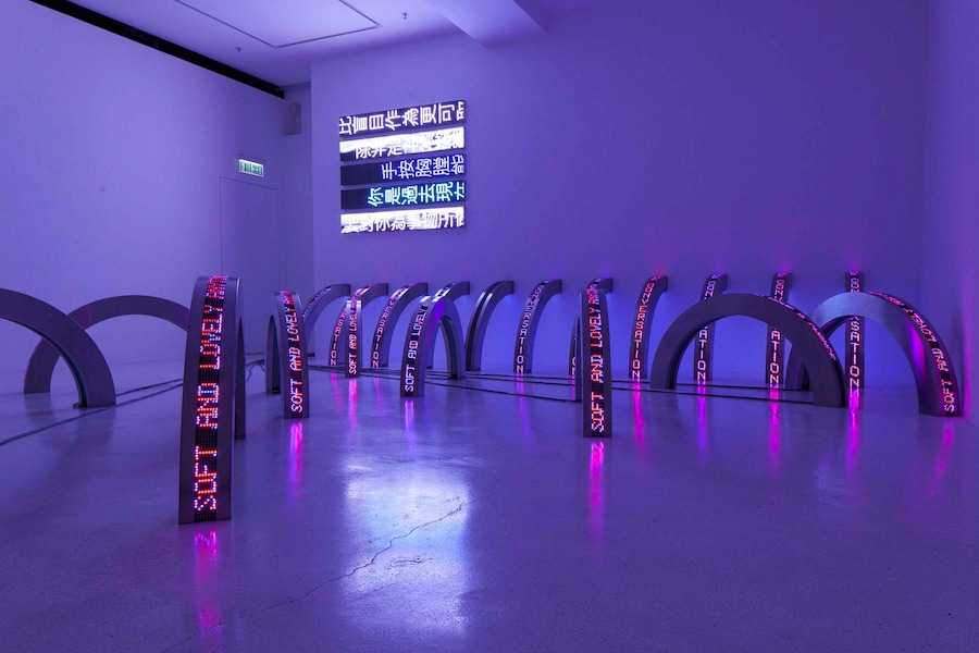 Jenny Holzer 10