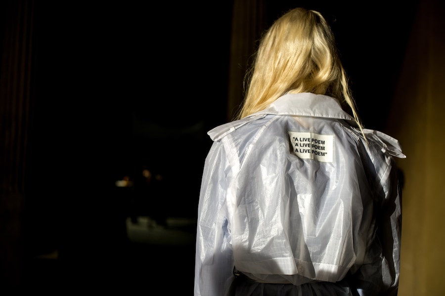 off white virgil abloh jenny holzer pitti uomo ss18 18
