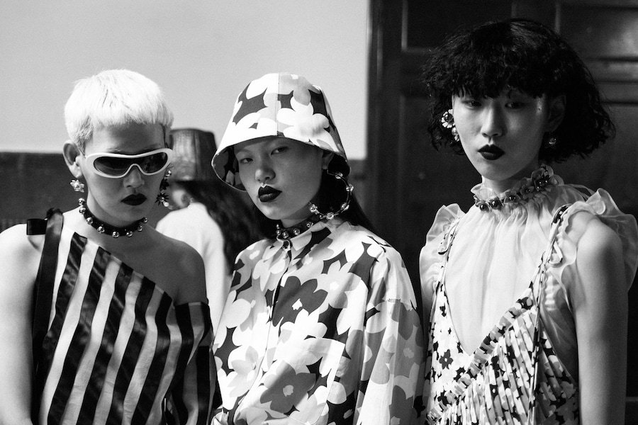 Kenzo SS18 mens womens paris show backstage 19