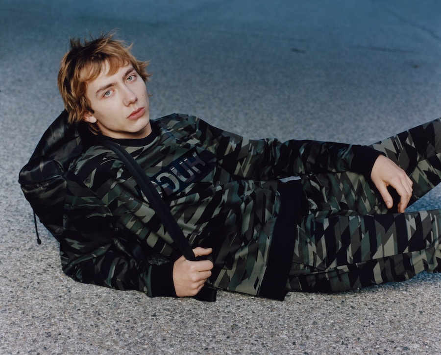 hugo aw17 campaign harley weir mia tony ward 27
