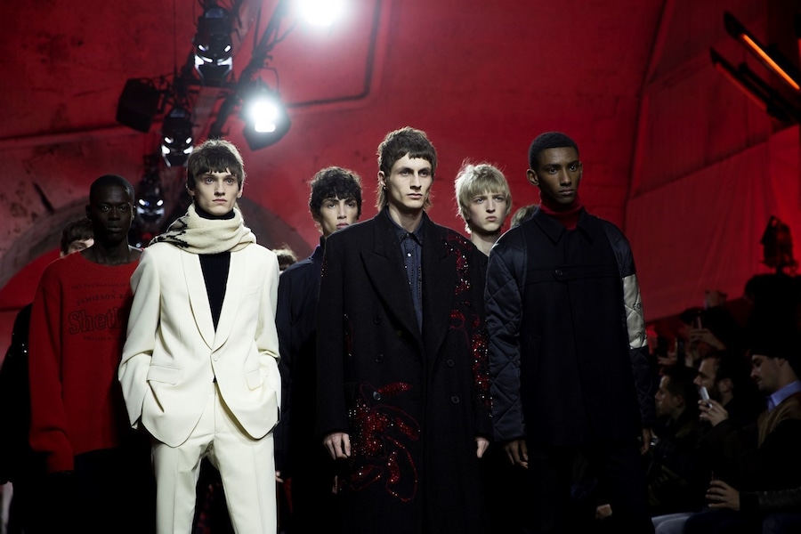 backstage photographer dries van noten fashion paris 34