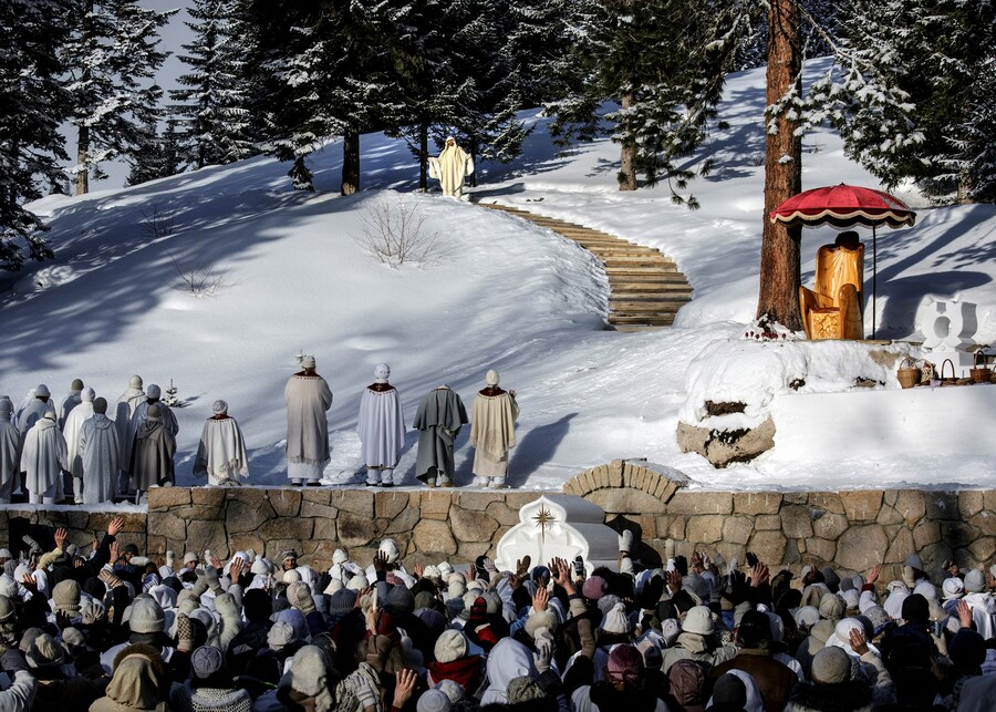 Jonas Bendiksen’s The Last Testament 4