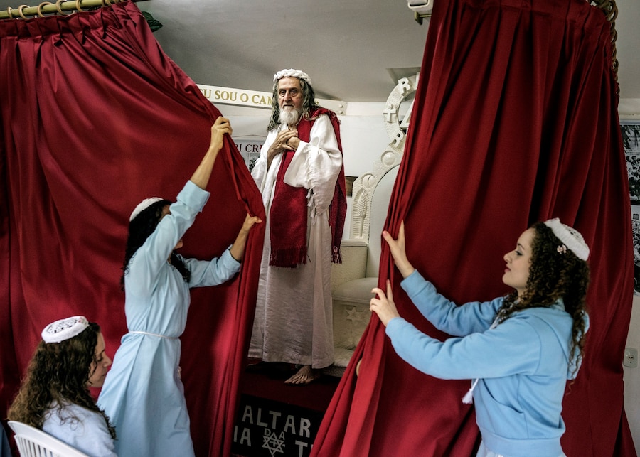 Jonas Bendiksen’s The Last Testament 6