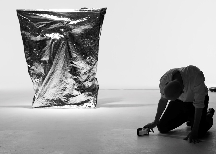 gareth pugh ss18 nick knight film lfw 3