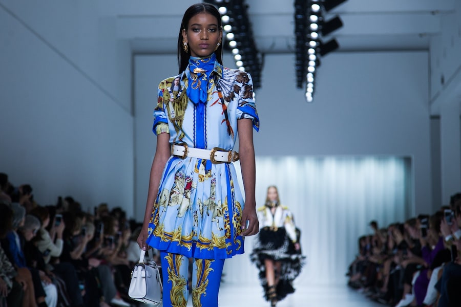 versace ss18 fashion milan mfw 20