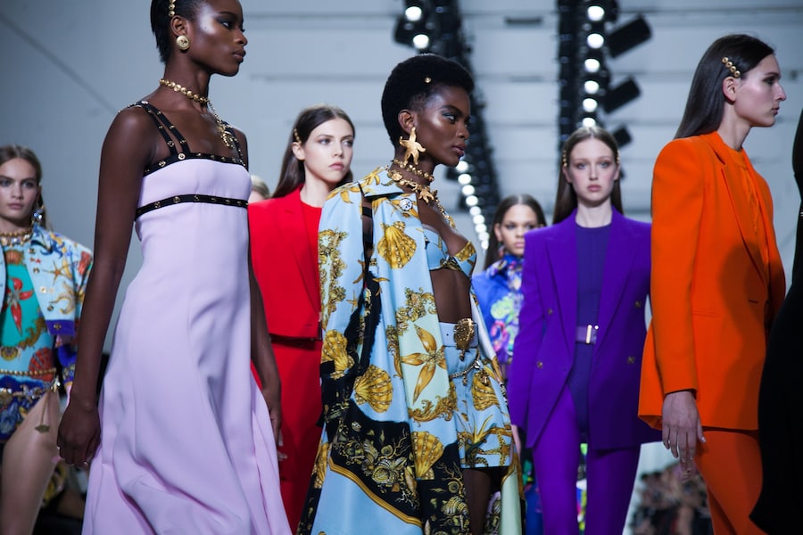 versace ss18 fashion milan mfw 37