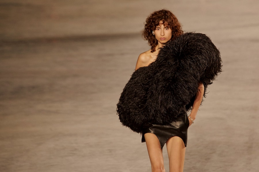 saint laurent ysl ss18 anthony vaccarello paris pfw 11