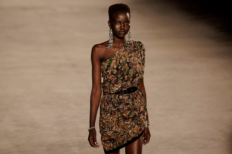 saint laurent ysl ss18 anthony vaccarello paris pfw 37