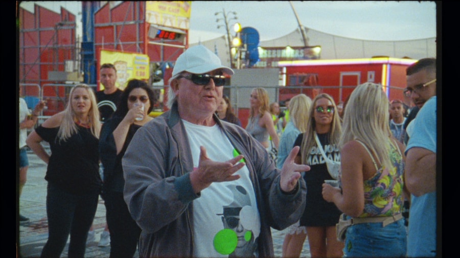 Dan Emmerson's Paper Planes 1