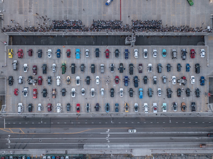 Ryoji Ikeda&#39;s A for 100 cars 0